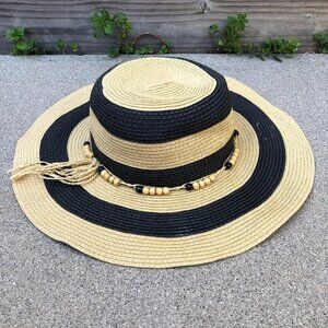 Vintage Women's Floppy Sun Hat Wide Brim Beaded One Size Cap 100% Paper​​